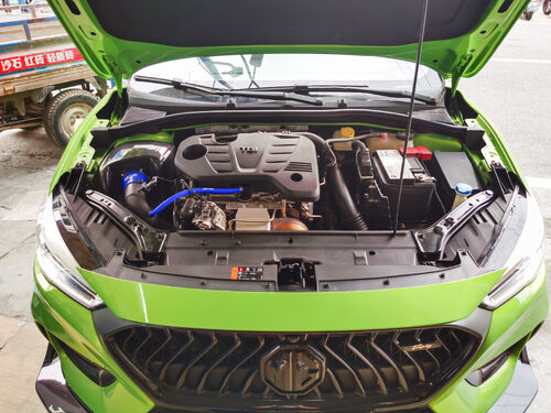 ultimo caso aziendale circa MG6 aggiornato con scatola di aspirazione in fibra di carbonio, sbloccando una nuova dimensione di prestazioni