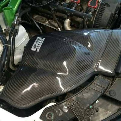 Airbox in fibra di carbonio ispirata alla gara EDDY per prestazioni ottimali per AUDI A4