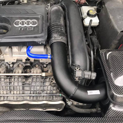 Kit di aspirazione dell'aria in fibra di carbonio ottimizzato per il flusso d'aria per l'Audi A3 1.4T (EA211) 14-19 a basso consumo di carburante con qualità testata al 100%