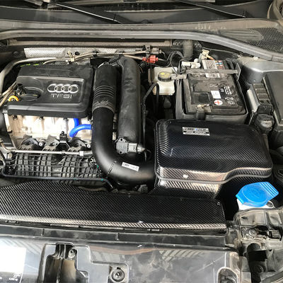 Kit di aspirazione dell'aria in fibra di carbonio ottimizzato per il flusso d'aria per l'Audi A3 1.4T (EA211) 14-19 a basso consumo di carburante con qualità testata al 100%